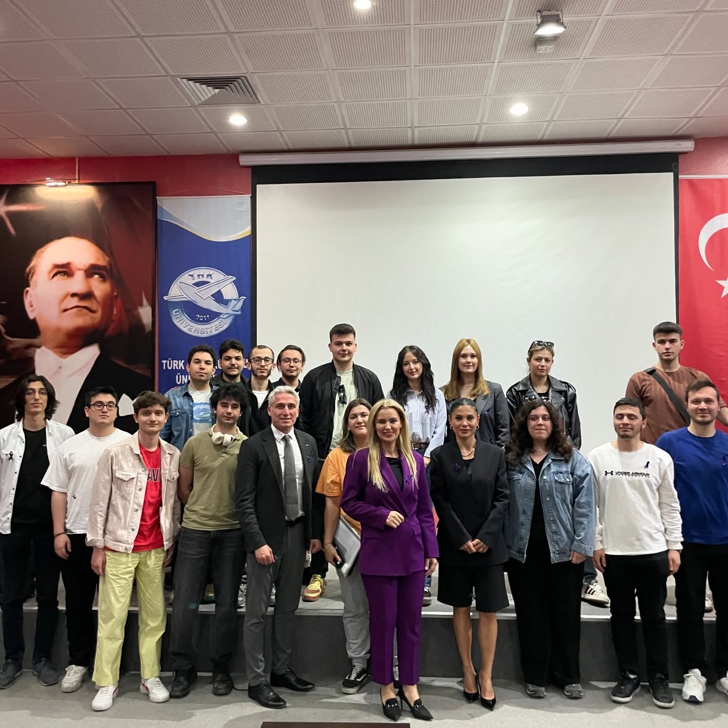 Kadın = İnsan = Erkek